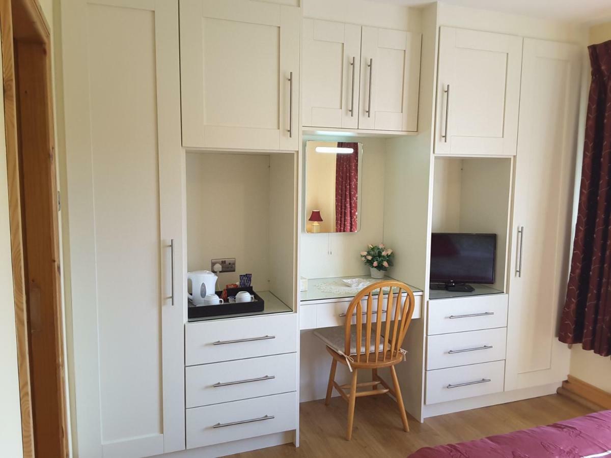 The Three Arches Bed & Breakfast หลุยส์เบิร์ก ภายนอก รูปภาพ